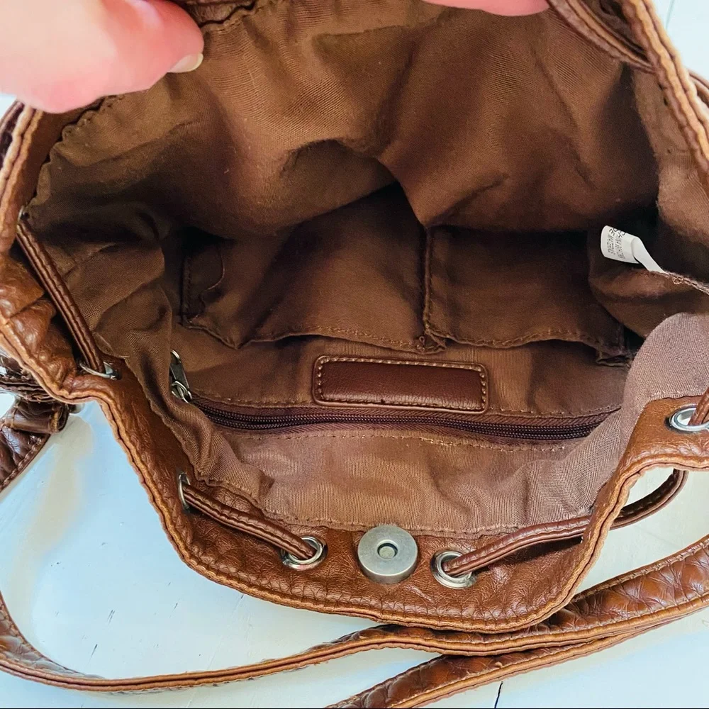 Faux leather bucket bag with zipper detail